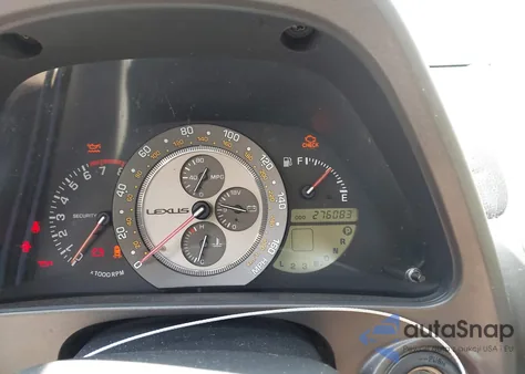 2001 Lexus Is 300 из США, поврежденный, VIN JTHBD182X10009474